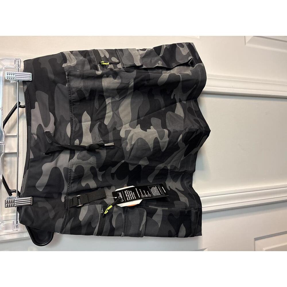 Mivei Black and Gray Camouflage Skort with Zipper Pockets size S 506